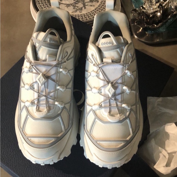 Brand new size 43 limited edition Dior runners - Picture 3 of 8